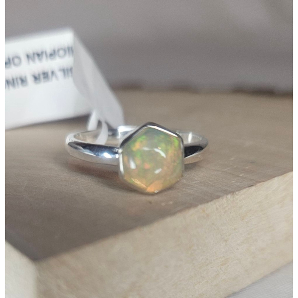 Natural Ethiopian Welo Opal Hexagon Ring | 1.5 Carats, Solid Silver NWT - Picture 4 of 9